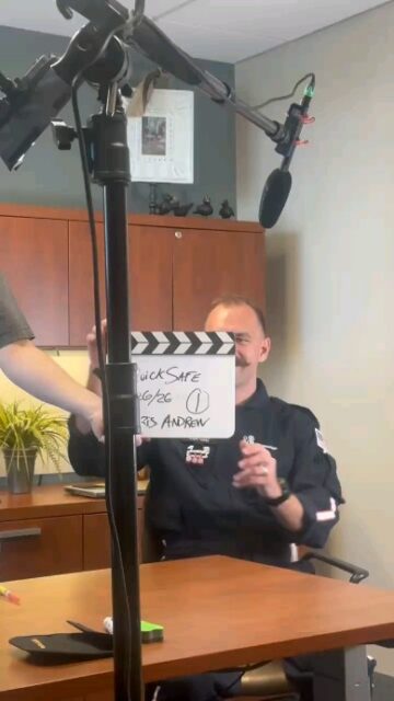 Bee-hind the scenes with BioHive 🐝

Did you know that @intermountain works with their direct care providers to pioneer new healthcare solutions? 💡

Jenna teamed up with @content__kitchen and Intermountain Health to highlight an innovation creates by one of their amazing Life Flight nurses and developed by @espiritudesign.

While we work with CK to bring you the full feature video, check out these behind the scenes shots for a sneak peak into the final product!